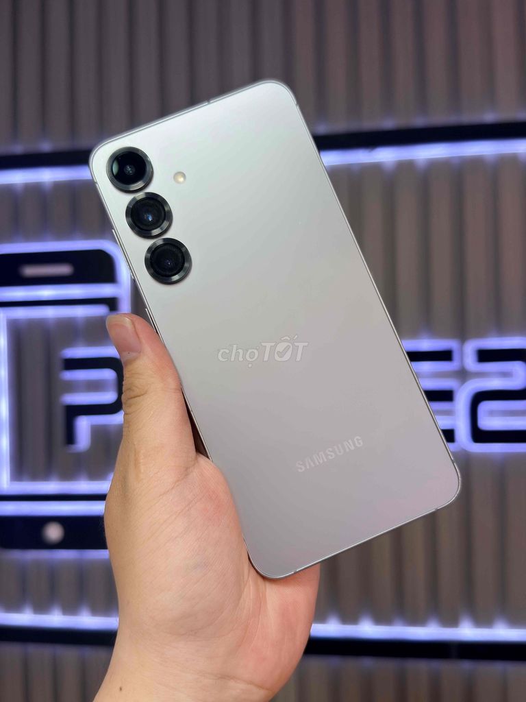 Samsung Galaxy S25 Plus 256GB Xám Việt Nam. Mua bán Điện thoại tại Quận 3 Tp Hồ Chí Minh được đăng bởi Nguyễn Văn Tài hình 1