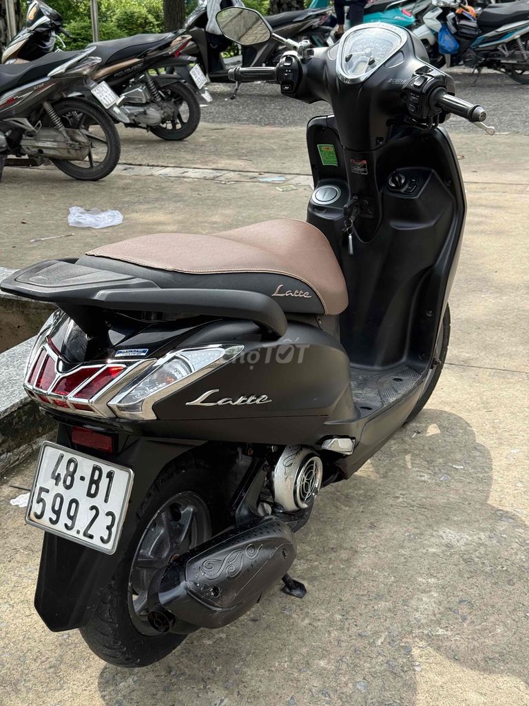 Yamaha Latte Đen Xe tay ga