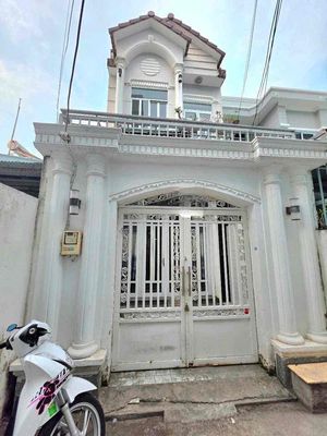 Bán nhà hẻm xe hơi sát nhà 1942/..Huỳnh Tấn Phát. Nhà bè. nhà mới 4x20