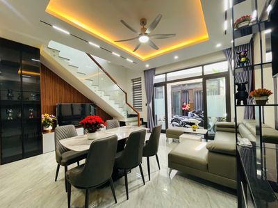 Rent · 3 bd · 80 м² · Quận Hải Châu, ул. Đường Hoàng Diệu