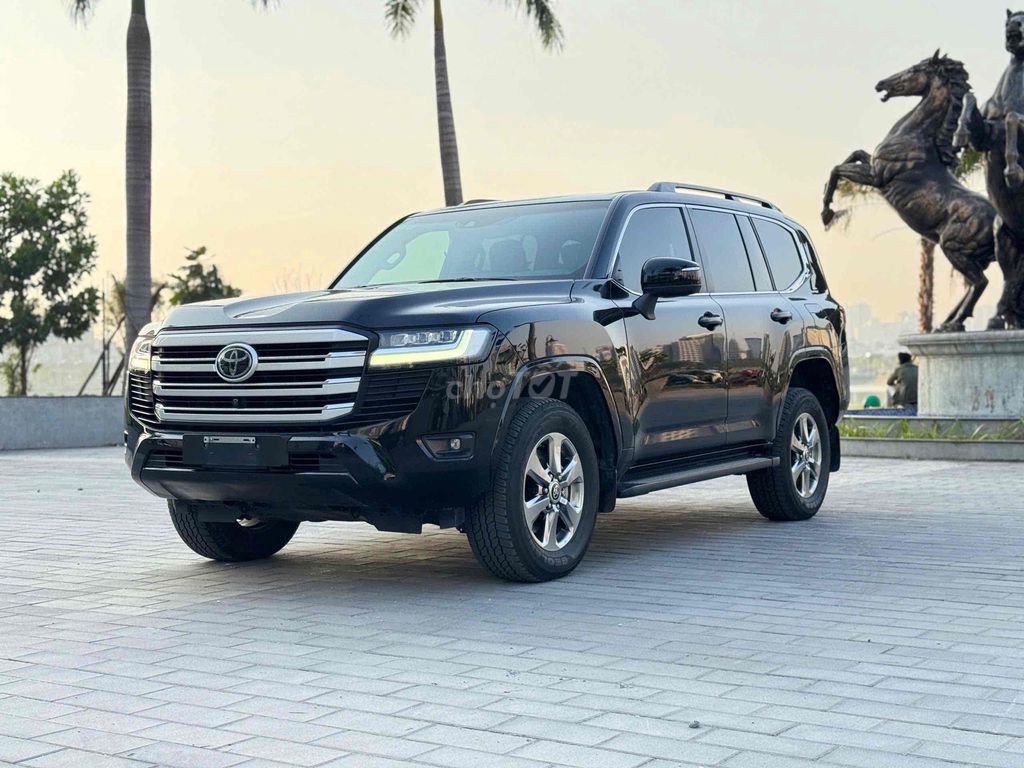Landcruiser LC300 2021 model 2022 cực chất. Mua bán Ô tô tại Quận Nam Từ Liêm Hà Nội được đăng bởi Đại lý Toyota Mỹ Đình hình 1