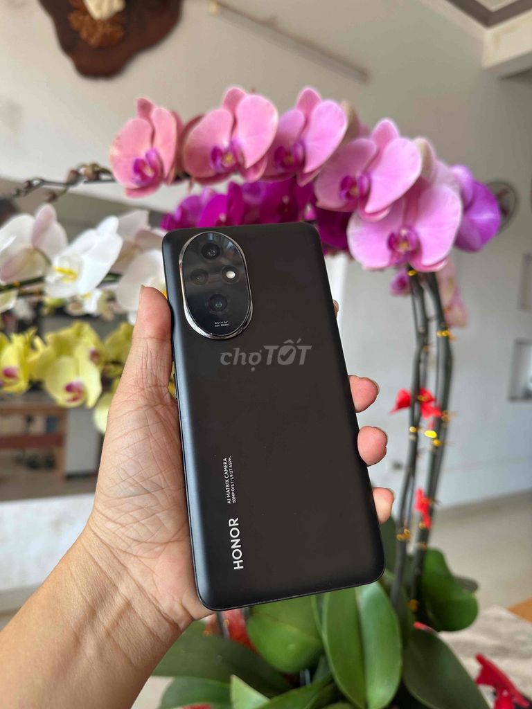 honor 200 ram12/256 pin5200 màn Amoled, màu đen. Mua bán Điện thoại tại Thành phố Buôn Ma Thuột Đắk Lắk được đăng bởi thanh lý cầm đồ 98 y ngông hình 1