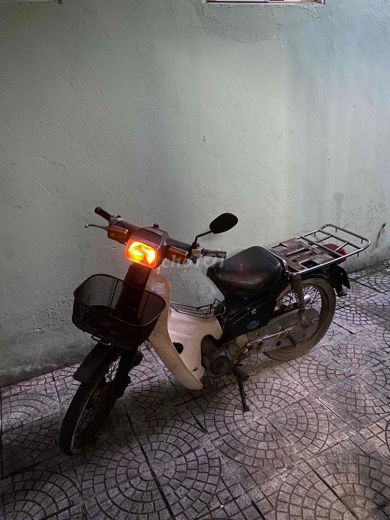 ít đi cần bán Honda custum 89/70 còn ok. Mua bán Xe máy tại Quận Thanh Khê Đà Nẵng được đăng bởi Thi hình 3