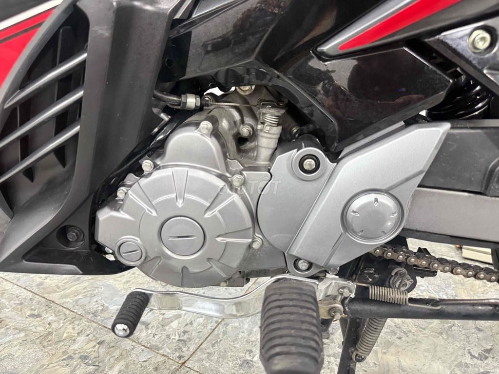 Yamaha Exciter 135 2014 Красно-черный 7 000 км