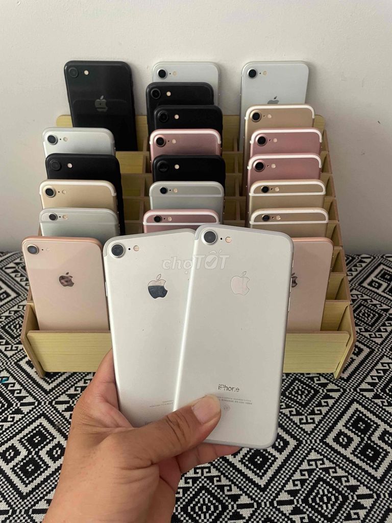 iPhone 7G 32 - 128GB. Mua bán Điện thoại tại Quận Tân Phú Tp Hồ Chí Minh được đăng bởi Lưu Văn Tuấn hình 1