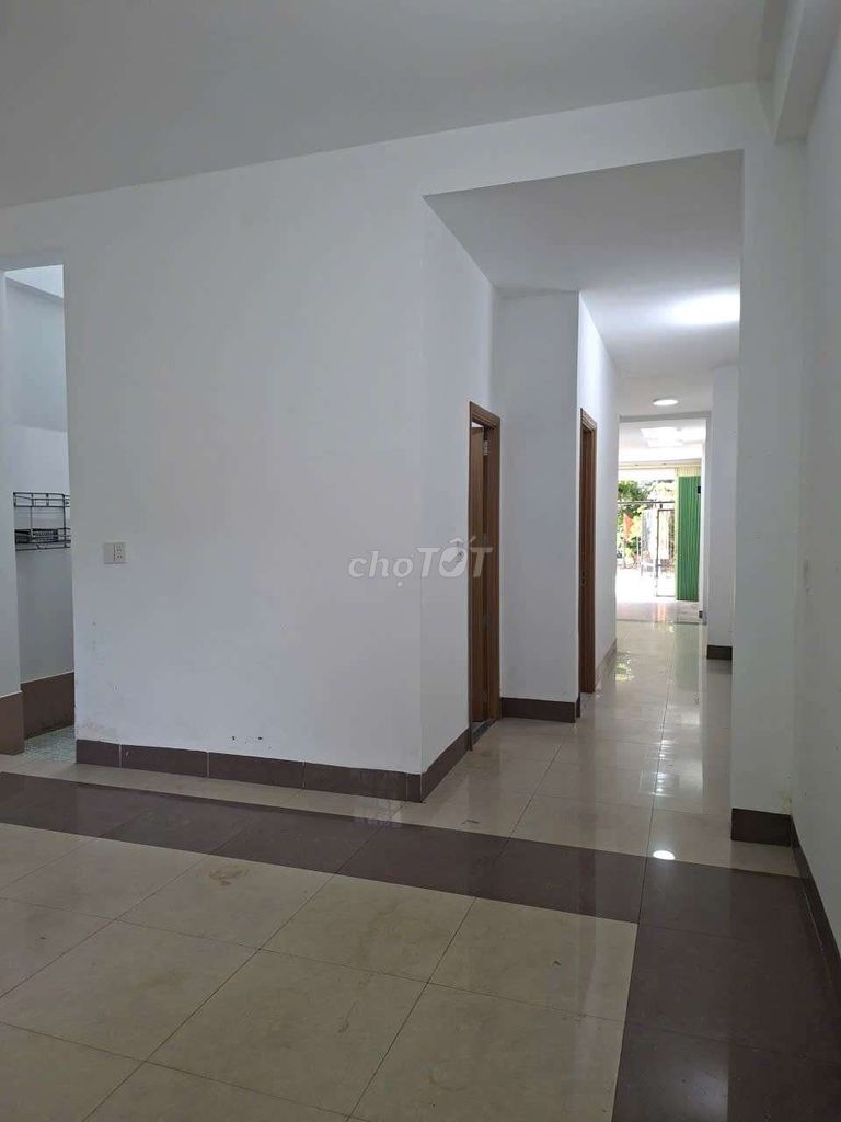 Clean two-storey house with 4 large rooms on Hàn Thuyên — photo 7