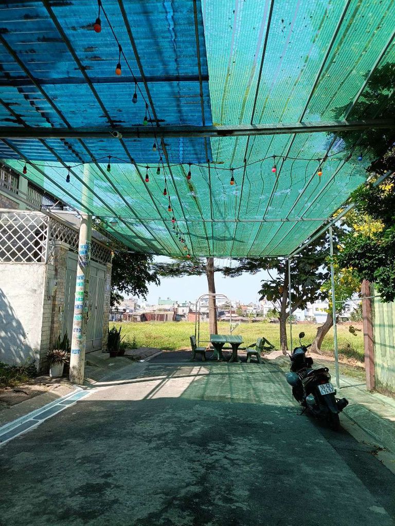 Đất 5x18 đường nhựa 7m Trịnh Thị Miếng vô