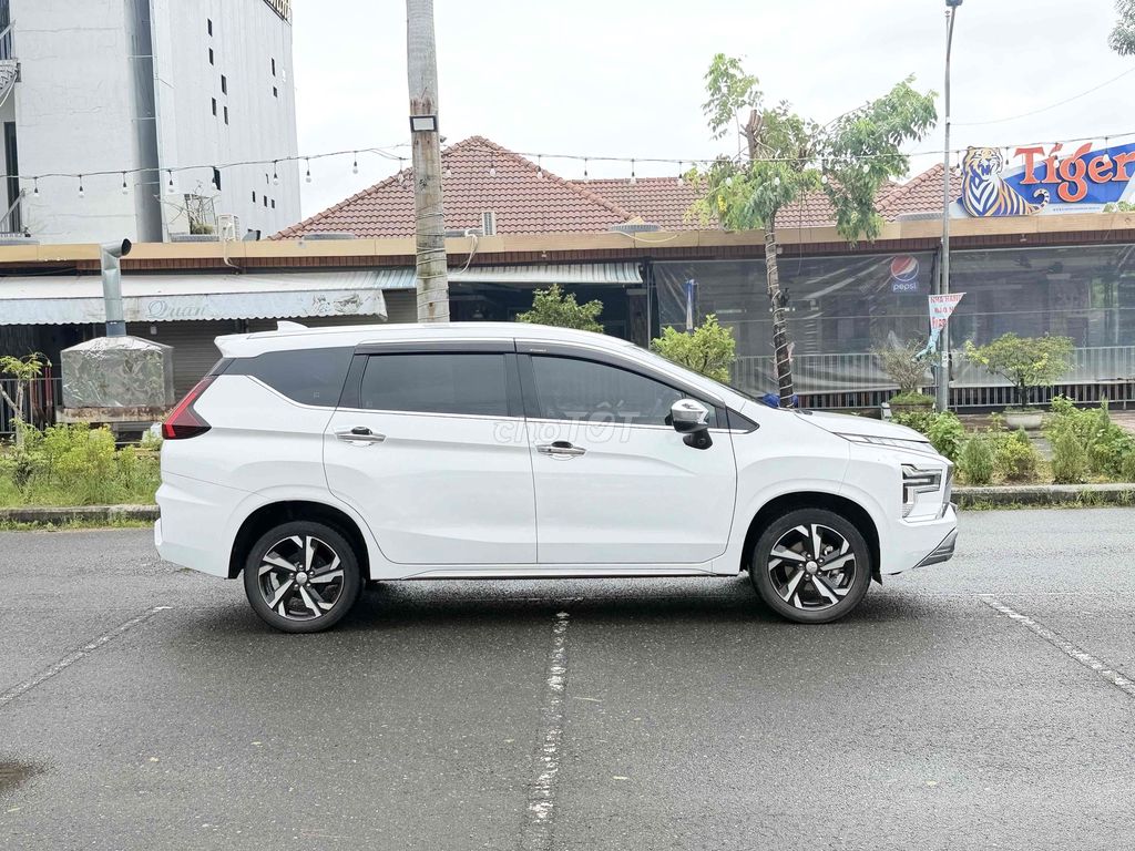 Mitsubishi Xpander 2024 Premium 1.5 AT siêu keng. Mua bán Ô tô tại Quận Hải Châu Đà Nẵng được đăng bởi Nguyễn Vương Auto hình 5