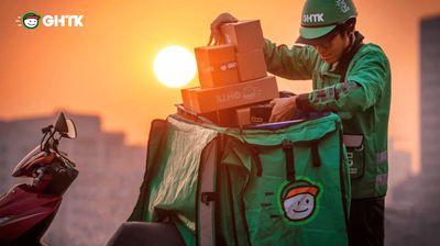 2 NV GIAO HÀNG XE MÁY - THÁP MƯỜI