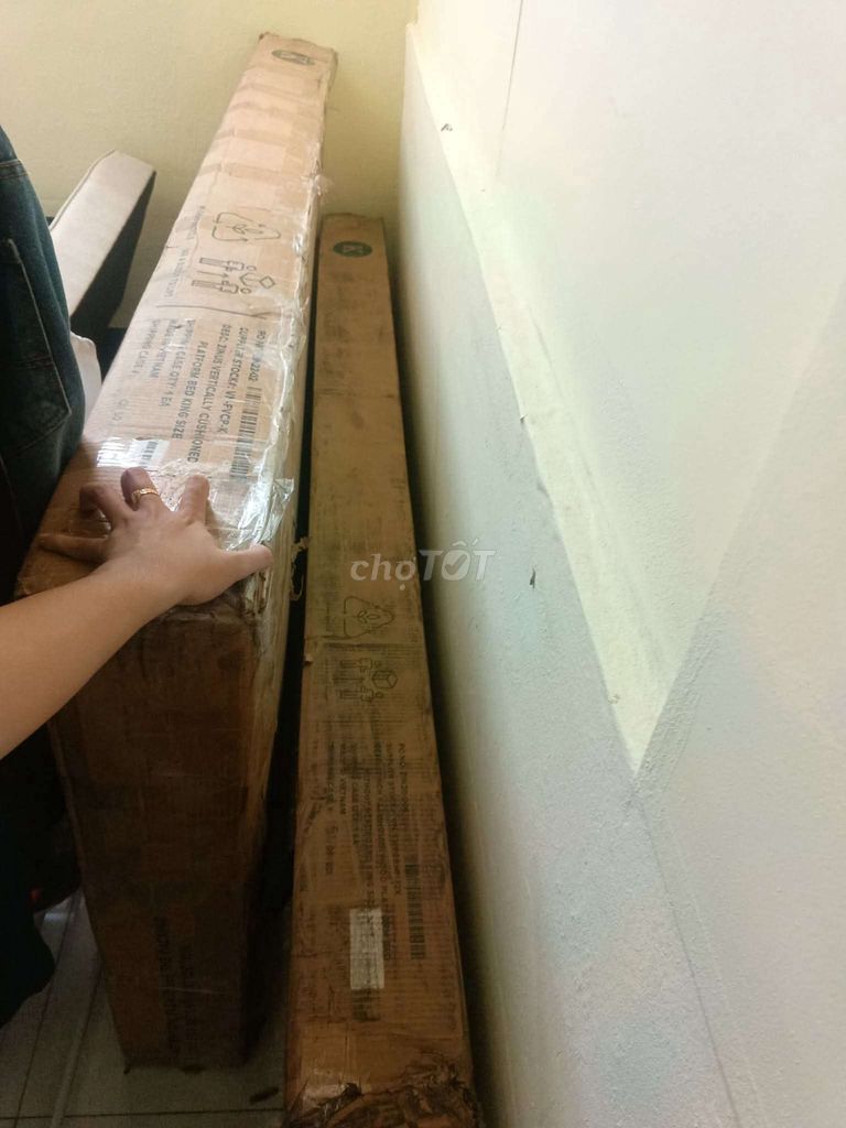 Giường Zinus Vải Xám 180x200cm. Mua bán Giường, chăn ga gối nệm tại Quận 8 Tp Hồ Chí Minh được đăng bởi Thanh Trung hình 1