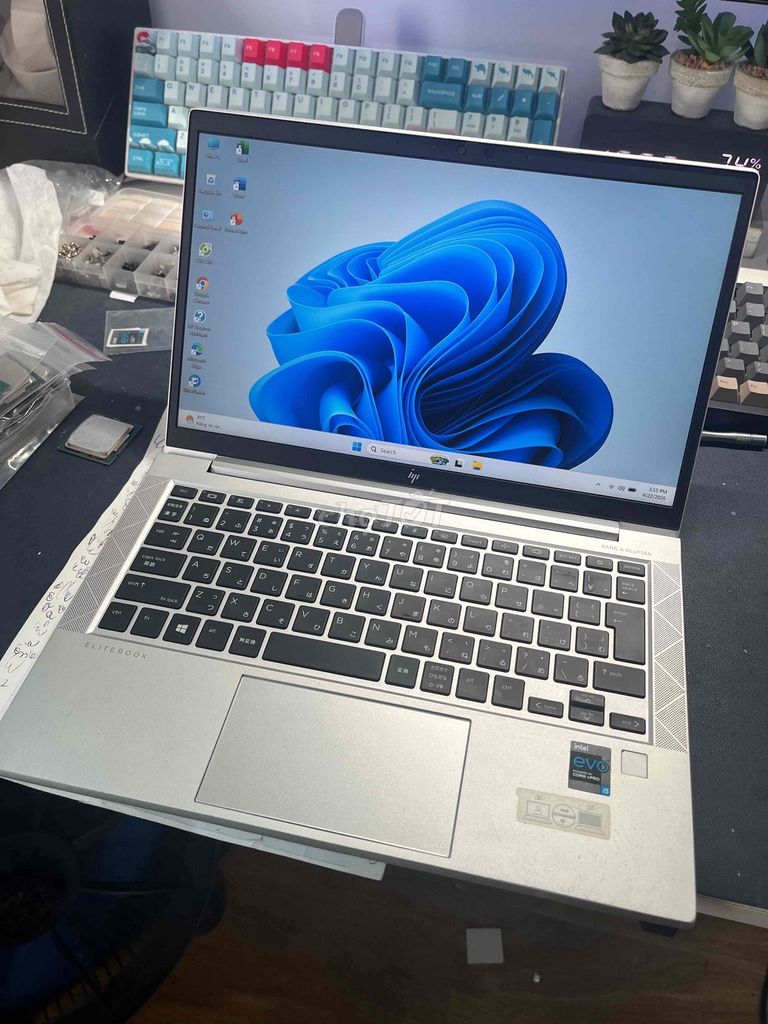 HP Elitebook 830 G8 i5-1135G7 8GB/256GB. Mua bán Laptop tại Huyện Gia Lộc Hải Dương được đăng bởi NGUYEN VAN TRONG hình 1
