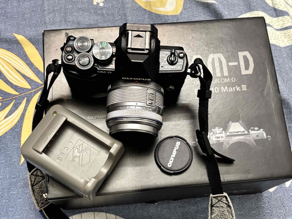 Máy ảnh Olympus EM10 Mark III Đen. Mua bán Máy ảnh, Máy quay tại Thành phố Thủ Đức Tp Hồ Chí Minh được đăng bởi Dũng hình 1