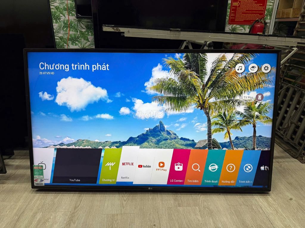 Smart Tivi LG 4k 55 inch (thay màn dùng như mới). Mua bán Tivi, Âm thanh tại Quận Tây Hồ Hà Nội được đăng bởi Phạm Đình Ngọc hình 1