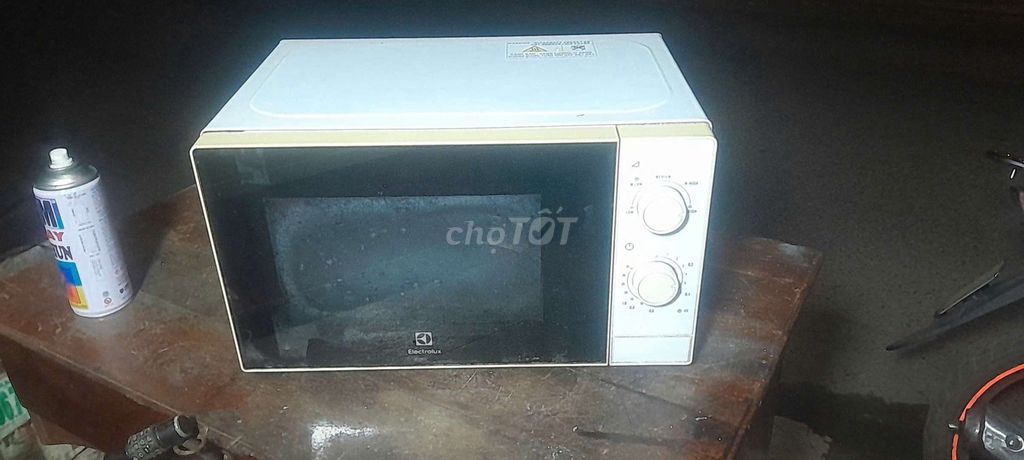 Lò vi sóng Electrolux 20 lít cũ 1 tháng. Mua bán Bếp, lò, đồ điện nhà bếp tại Quận Bình Tân Tp Hồ Chí Minh được đăng bởi Bich Vân hình 1