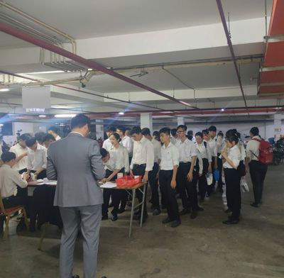 Tuyển phục vụ, tiếp thực(việc làm thêm lương liền). Việc làm tại Quận Tân Bình Tp Hồ Chí Minh được đăng bởi Sang Nhân sự