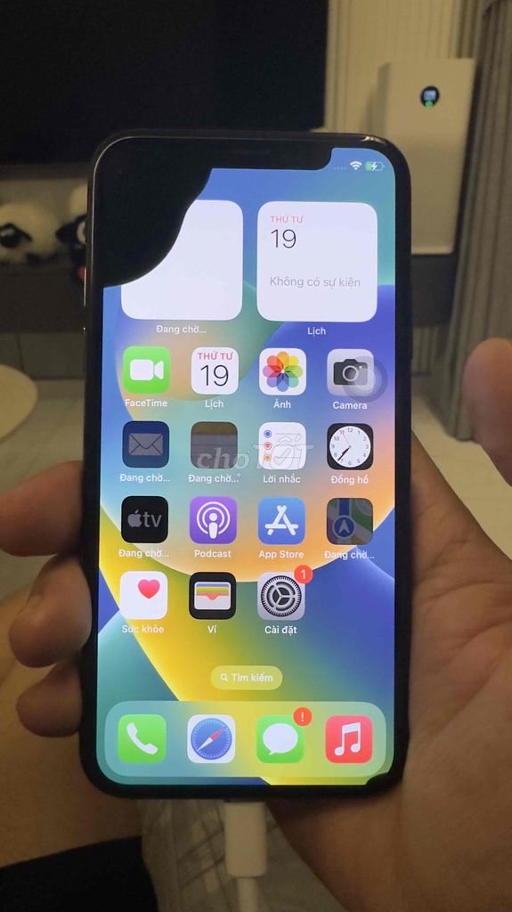 iPhone X 256 GB bị đen gốc màn hình