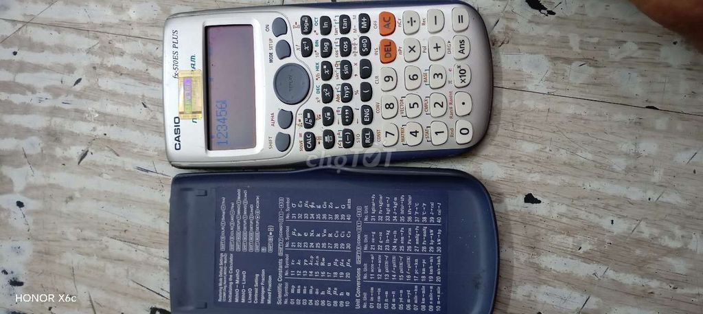 Máy tính khoa học Casio fx-570ES PLUS Trắng. Mua bán Đồ dùng văn phòng tại Quận 8 Tp Hồ Chí Minh được đăng bởi  poony house hình 1