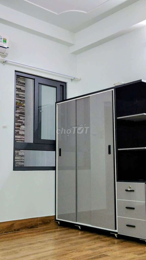 Cho thuê phòng CHDV mới xây, full nội thất, gần siêu thị Emart