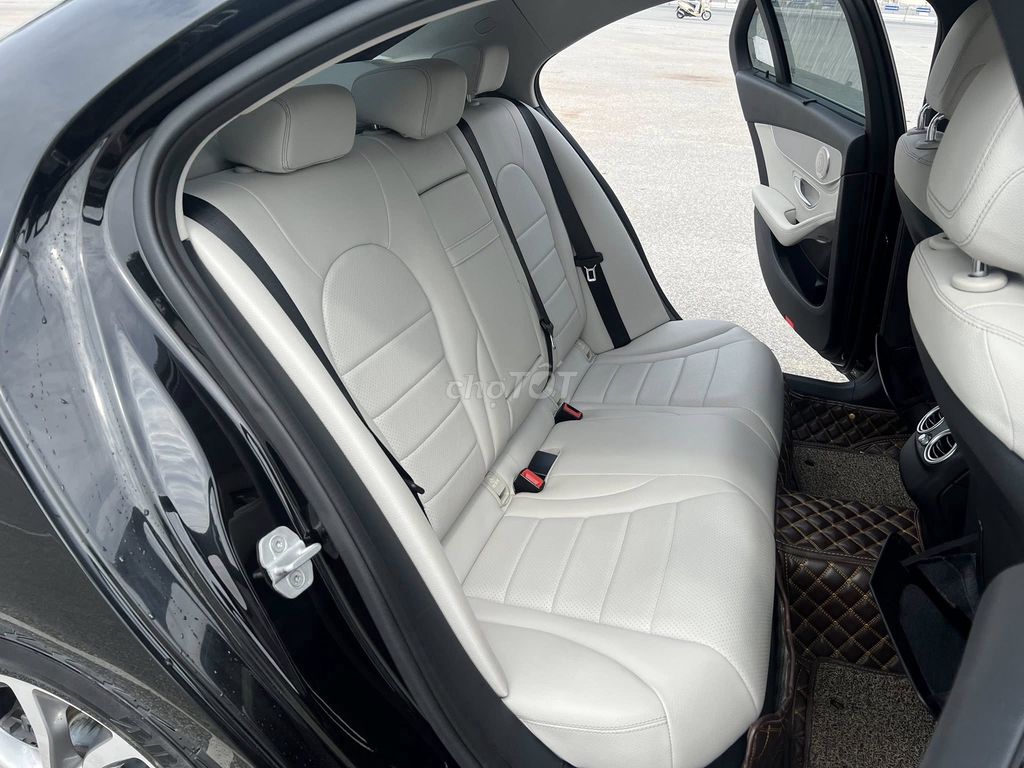 Cần bán Mercedes Benz C200. Mua bán Ô tô tại Quận Gò Vấp Tp Hồ Chí Minh được đăng bởi Xuân Trường hình 6