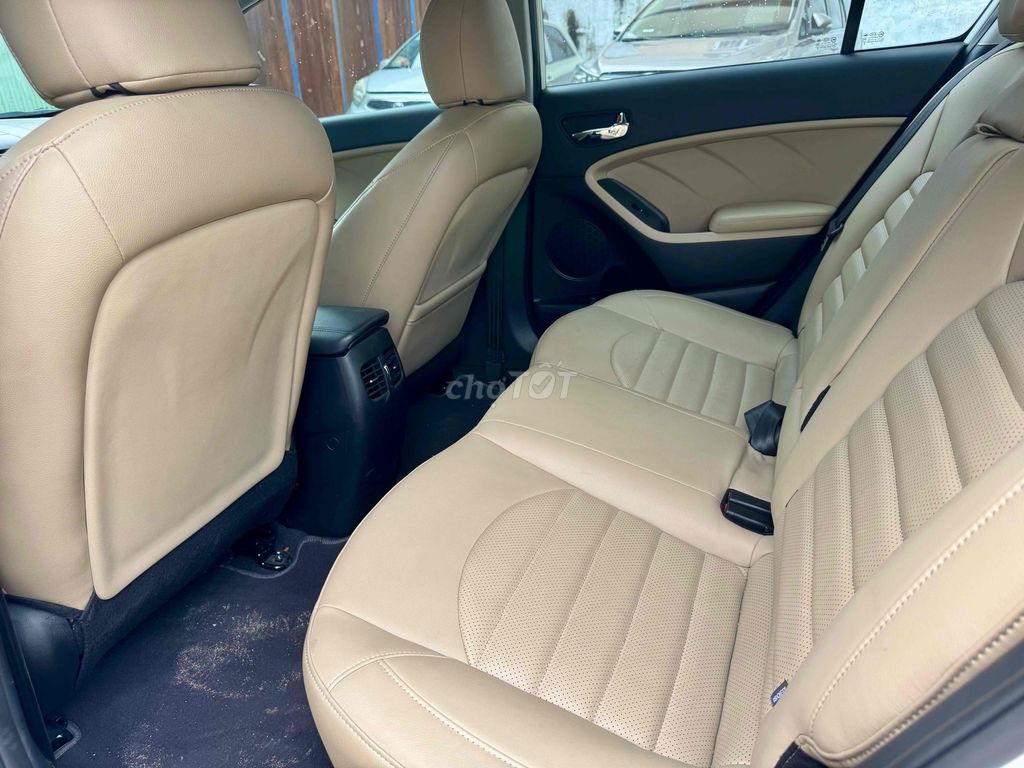 Kia Cerato 2018 1.6 AT - 79368 km. Mua bán Ô tô tại Quận 12 Tp Hồ Chí Minh được đăng bởi Mr Nhựt chuyên xe hơi lướt chuẩn Toyota Sure hình 16