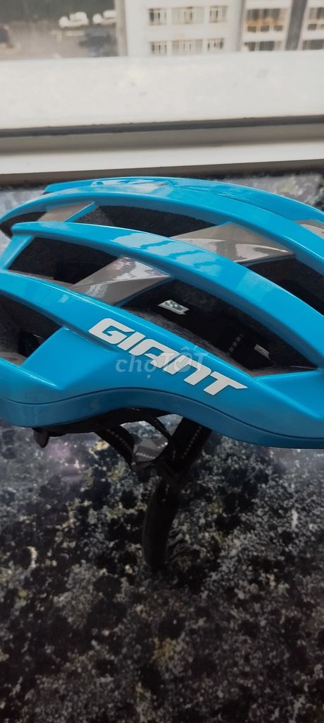 Mũ / nón bảo hiểm xe đạp chính hãng Giant màu xanh. Mua bán Phụ tùng xe tại Thành phố Thủ Đức Tp Hồ Chí Minh được đăng bởi Nguyen Hoang Kien hình 2