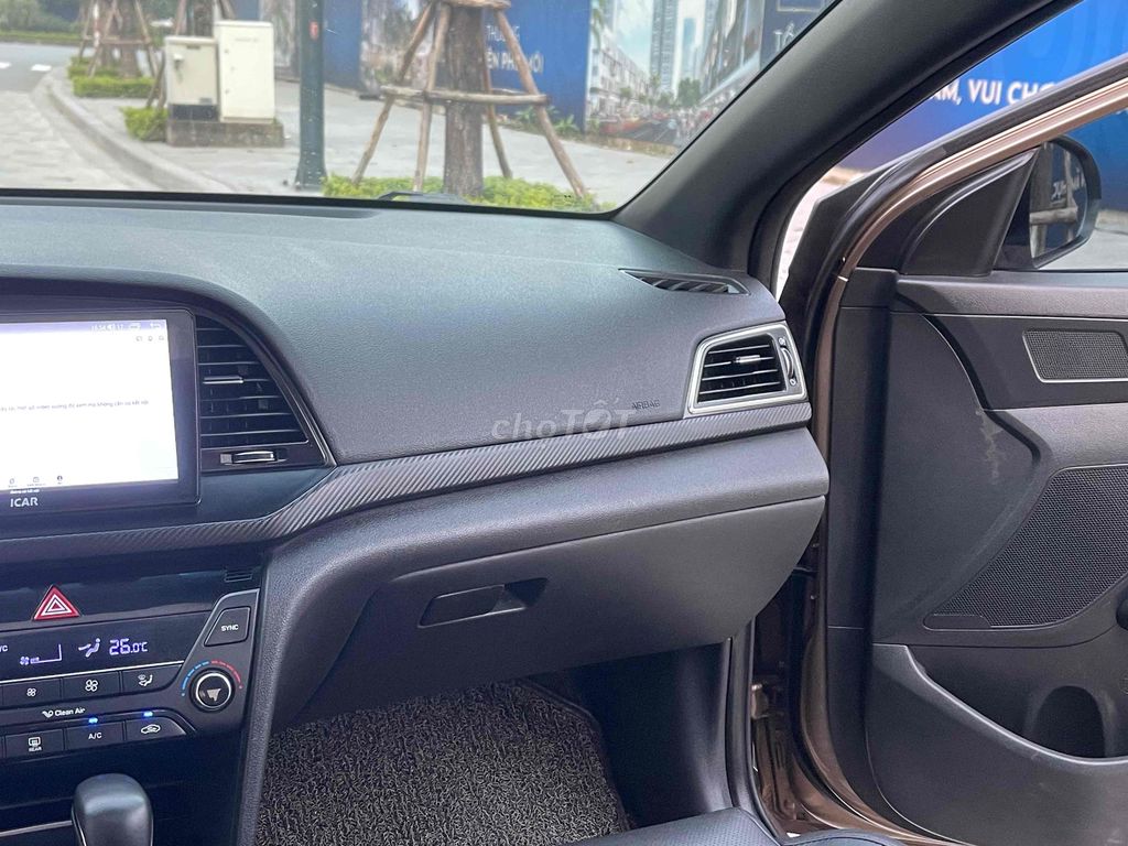 Cần Bán Hyundai Elantra 2019 1.6AT Sport Tubo. Mua bán Ô tô tại Quận Hoàng Mai Hà Nội được đăng bởi Anh Tuy hình 13