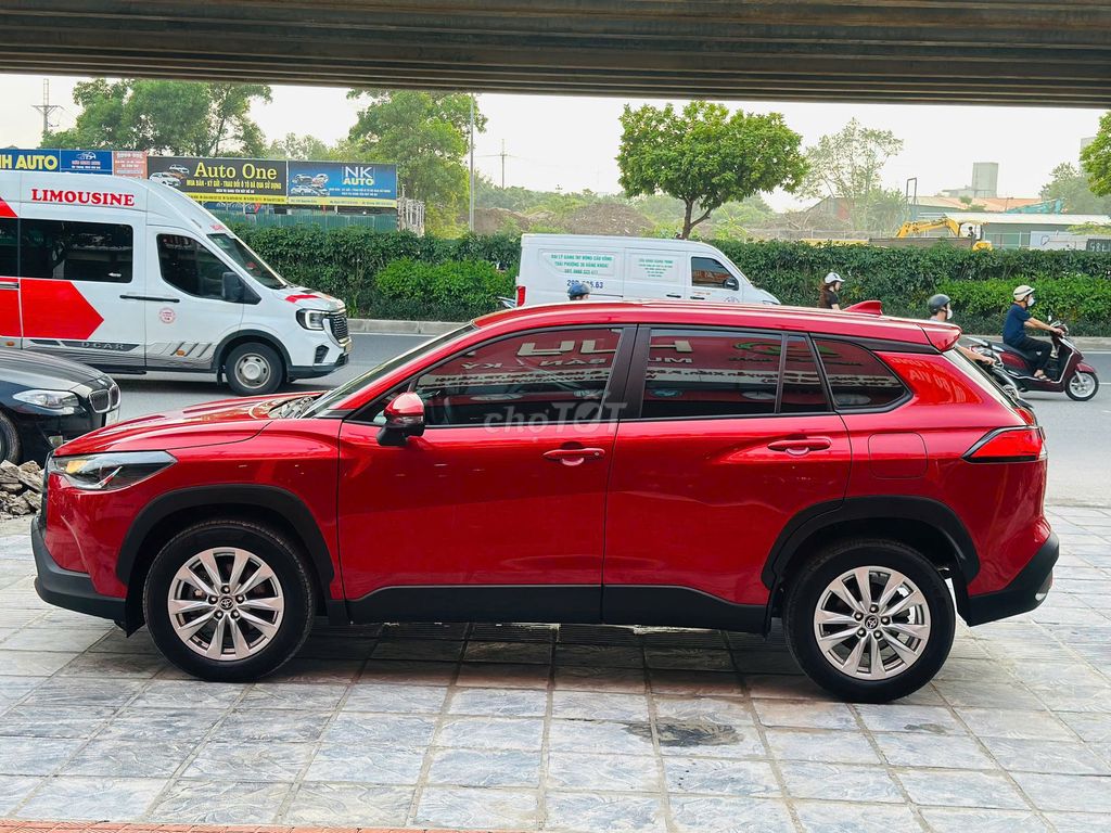 Ô tô Toyota Cross 2022G màu Đỏ. Mua bán Ô tô tại Quận Thanh Xuân Hà Nội được đăng bởi anh Biên hình 6