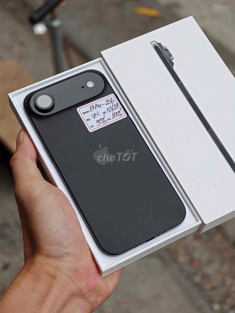 iphone Air-256gb Black VN/A Fullbox P100 03/2027. Mua bán Điện thoại tại Quận Đống Đa Hà Nội được đăng bởi Quý Hoàng hình 1