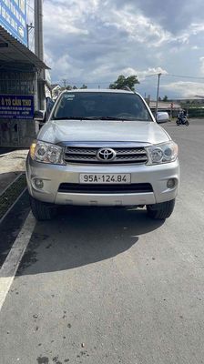 Toyota Fortuner 2010 2.5G - 260000 km. Mua bán Ô tô tại Quận Cái Răng Cần Thơ được đăng bởi nguyen luong