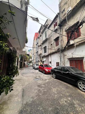 House in Long Biên