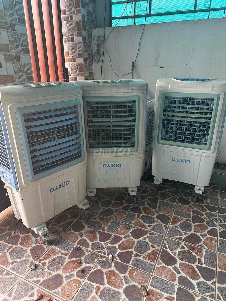 Quạt điều hòa Daikio Trắng xanh. Mua bán Quạt tại Thành phố Quảng Ngãi Quảng Ngãi được đăng bởi lê minh toi hình 1