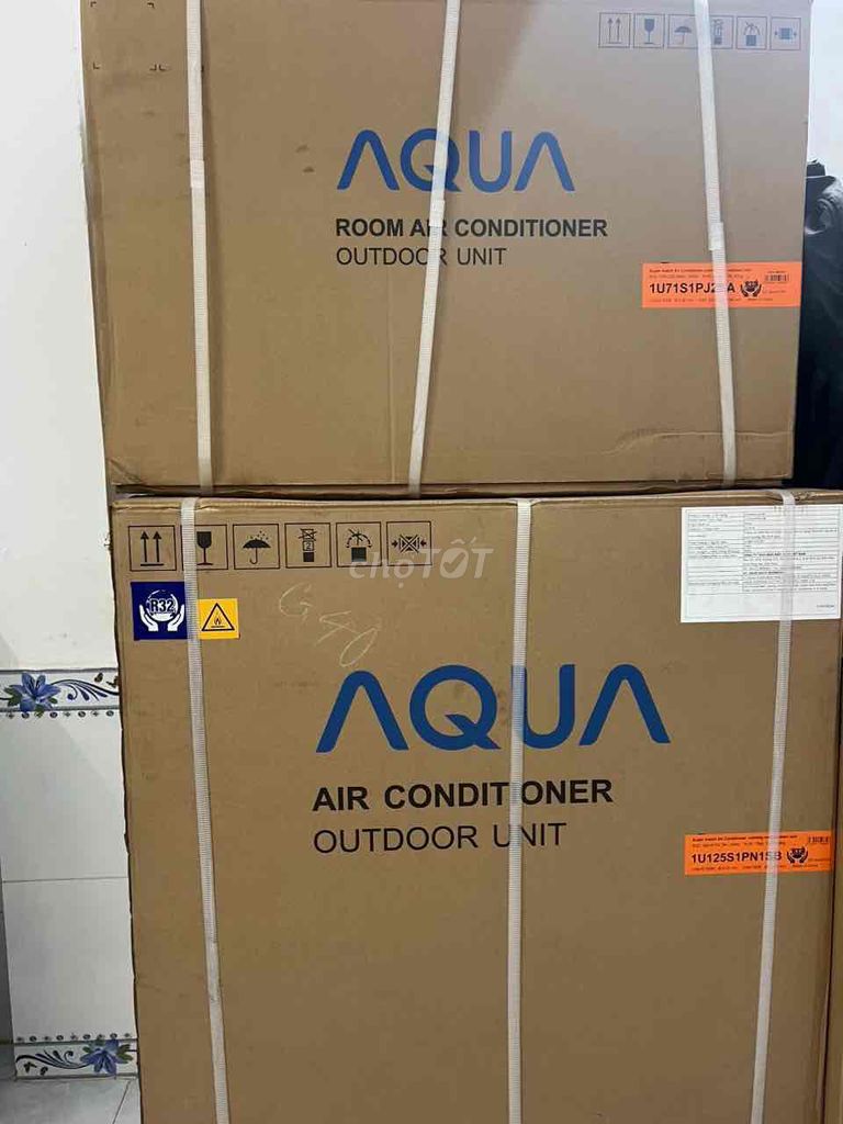 Bán lỗ thu hồi vốn 2 máy lạnh âm trần AQUA