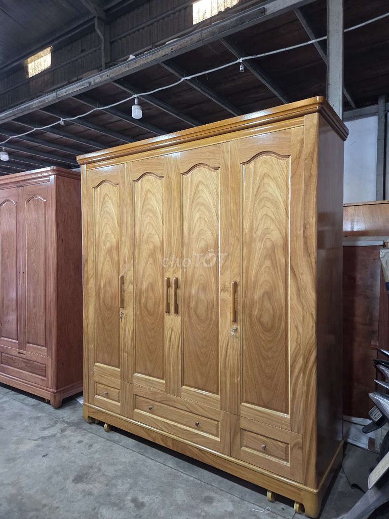 Tủ quần áo 4 cánh ngang 2m. Mua bán Tủ, kệ gia đình tại Thành phố Thuận An Bình Dương được đăng bởi Kim liên hình 1