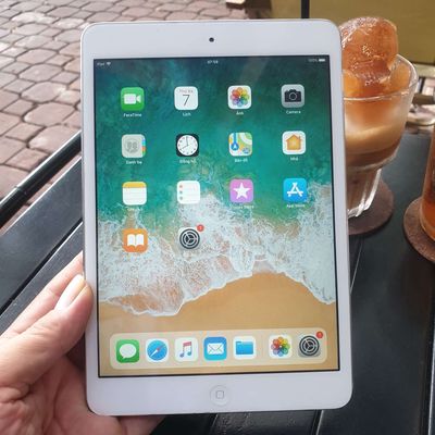 Apple iPad Mini 2 Bạc