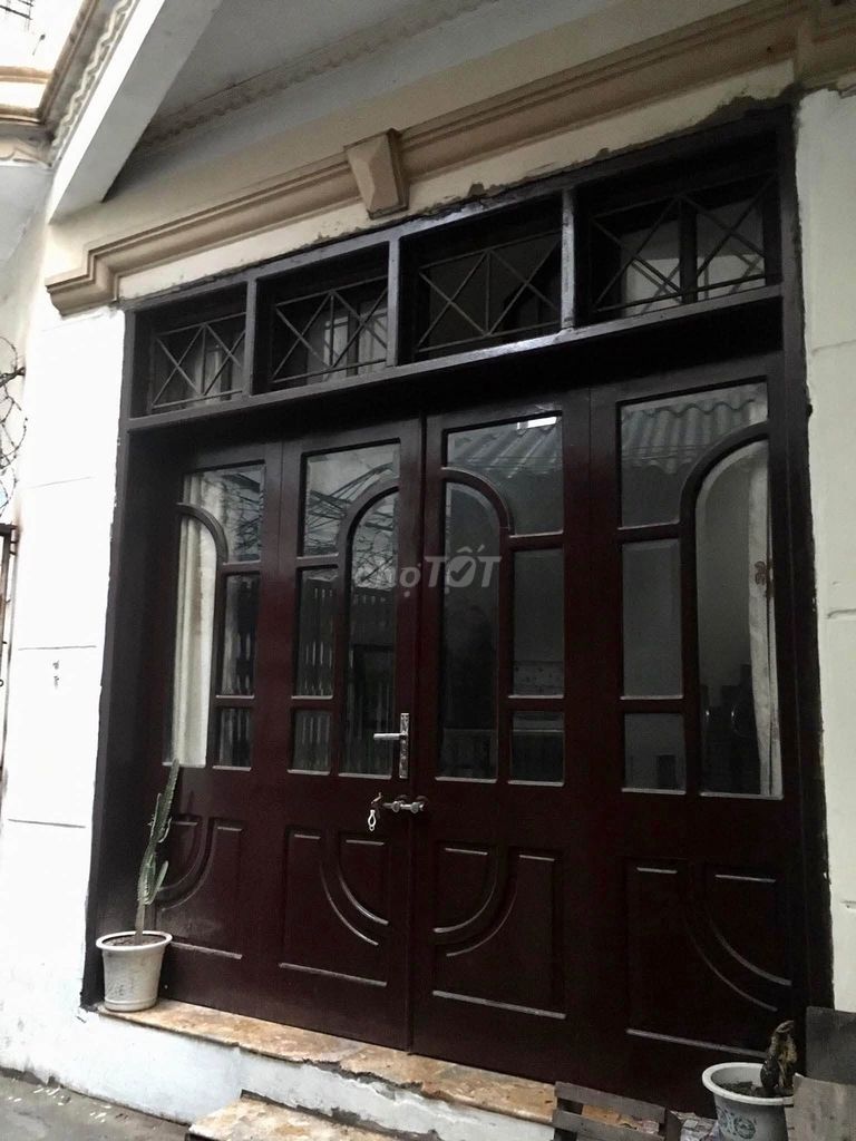 Аренда 4-этажного дома 160 кв.м, 12.5 млн/месяц, рядом с озером Ба Мау