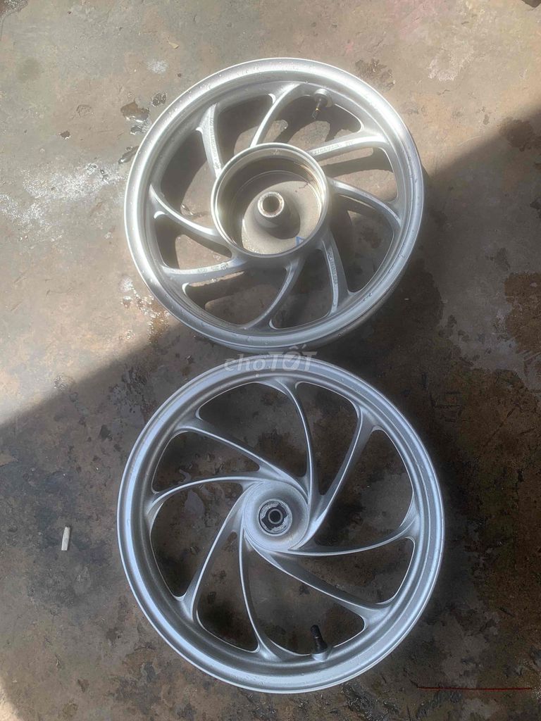 bán cặp mâm vision 110 2024 bạc rin như mới. Mua bán Phụ tùng xe tại Quận 11 Tp Hồ Chí Minh được đăng bởi nguyên xuan thinh hình 1