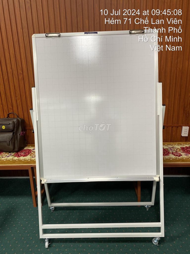 Bảng Flipchart 3 chân