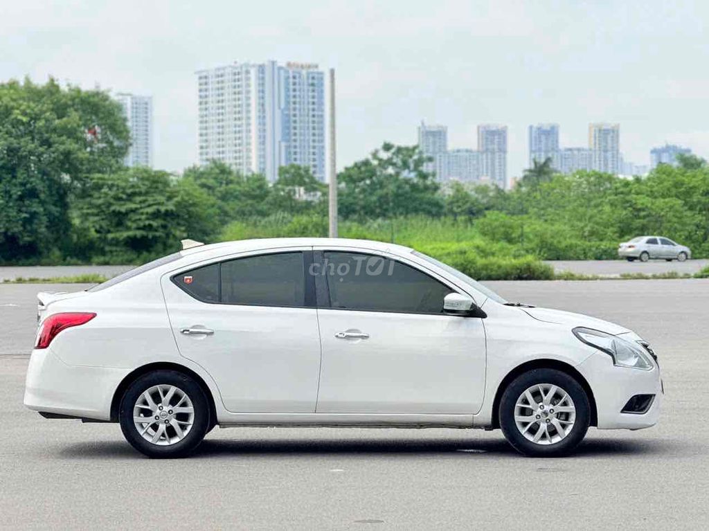 Nissan Sunny 2019 XV Premium - 80000 km. Mua bán Ô tô tại Quận Hoàng Mai Hà Nội được đăng bởi nguyễn khang hình 2