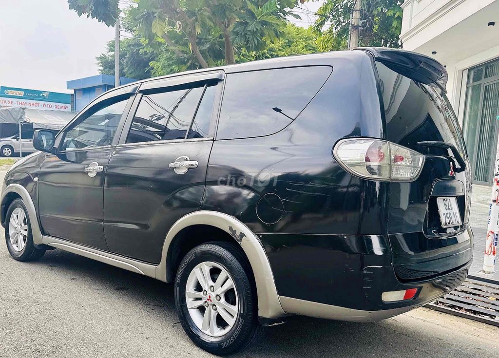 Mitsubishi Zinger 2009 GLS 2.4 MT 8 CHỖ RỘNG RÃI. Mua bán Ô tô tại Huyện Bình Chánh Tp Hồ Chí Minh được đăng bởi Anh Khanh hình 2