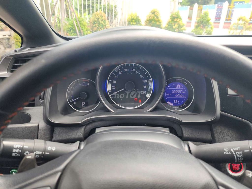 💚💚 Honda Jazz 2018 RS - 39000 km rất đẹp. Mua bán Ô tô tại Thành phố Thủ Đức Tp Hồ Chí Minh được đăng bởi BÌNH VÌNH PHÚ CHUYÊN XE LƯỚT BAO TEST HÃNG  hình 12