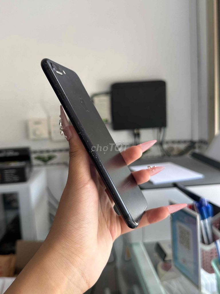 iPhone 7 Plus 32GB Đen. Mua bán Điện thoại tại Thị xã Tân Uyên Bình Dương được đăng bởi Cửa hàng Kim Tuyến hình 1