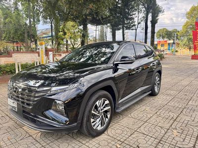 Hyundai Tucson Màu Đen, Sản Xuất 2023, SUV. Mua bán Ô tô tại Thành phố Đồng Xoài Bình Phước được đăng bởi lê bá thành