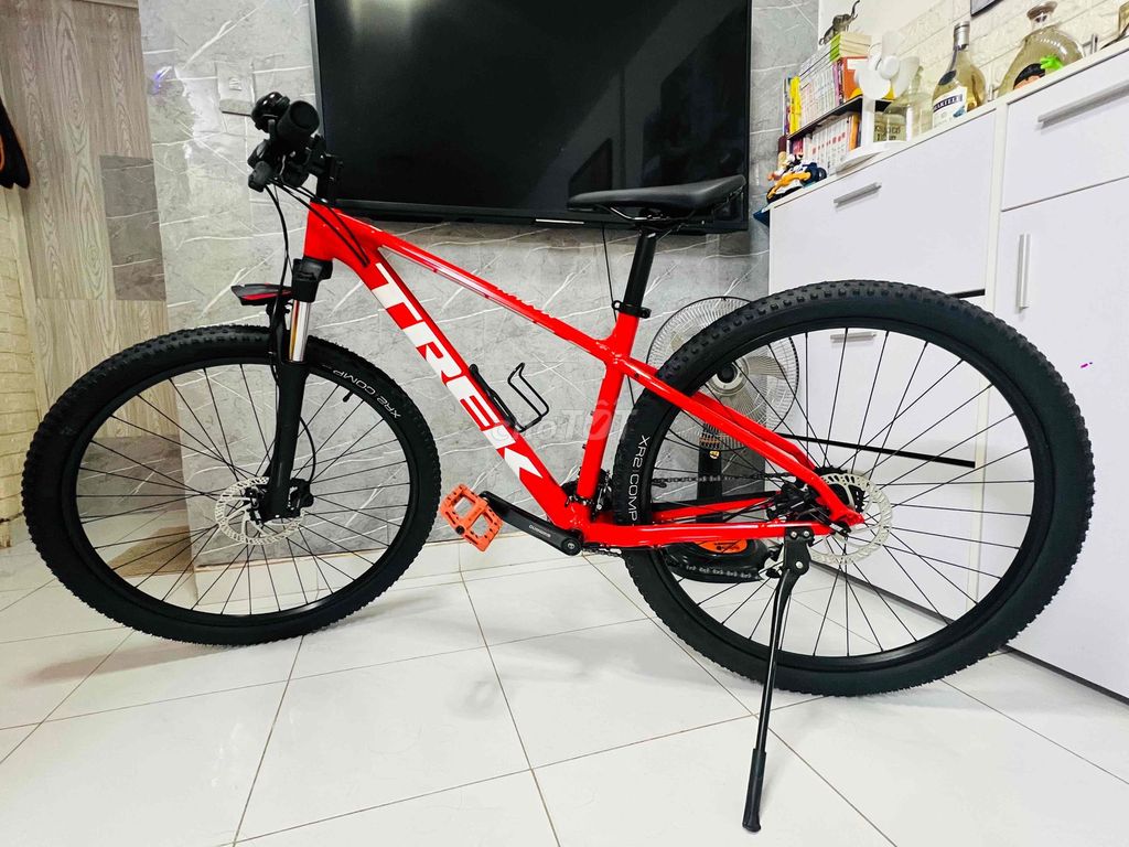 Trek Malin 5 Size M Đỏ 99% NHẬP KHẨU USA. Mua bán Xe đạp tại Quận Bình Thạnh Tp Hồ Chí Minh được đăng bởi Nick Xanh hình 2