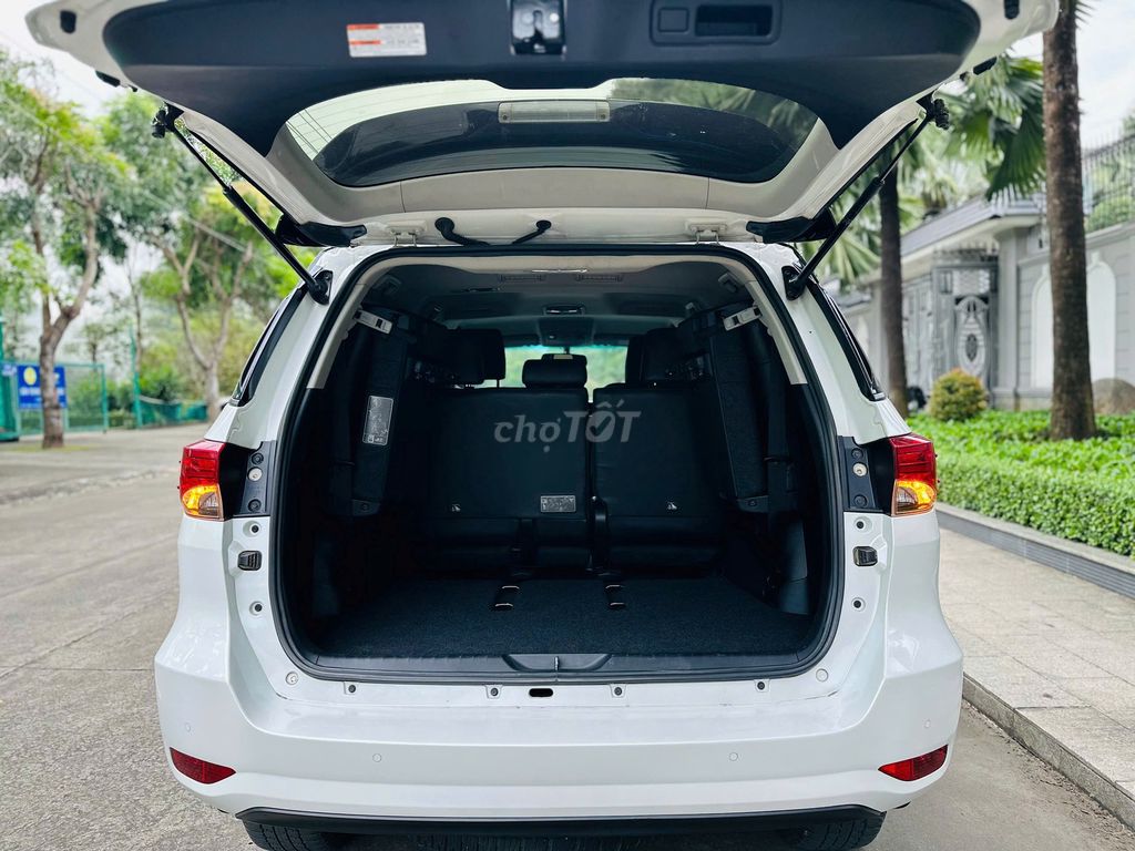 Toyota Fortuner Dầu 2.4 4x2 AT 2022 - 68000 km. Mua bán Ô tô tại Thành phố Dĩ An Bình Dương được đăng bởi Siêu Thị Ô Tô Bình Dương  hình 8