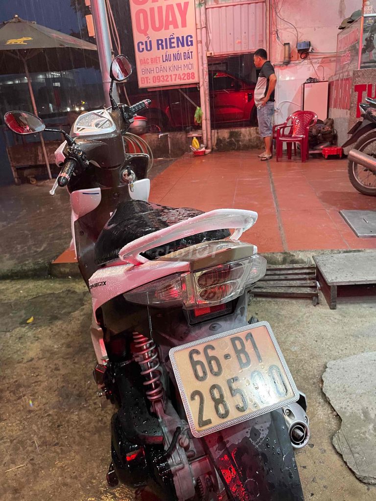 luvias fi đẹp leng keng, máy zin, ccc. Mua bán Xe máy tại Thị xã Tân Uyên Bình Dương được đăng bởi Maria Ngọcc hình 6