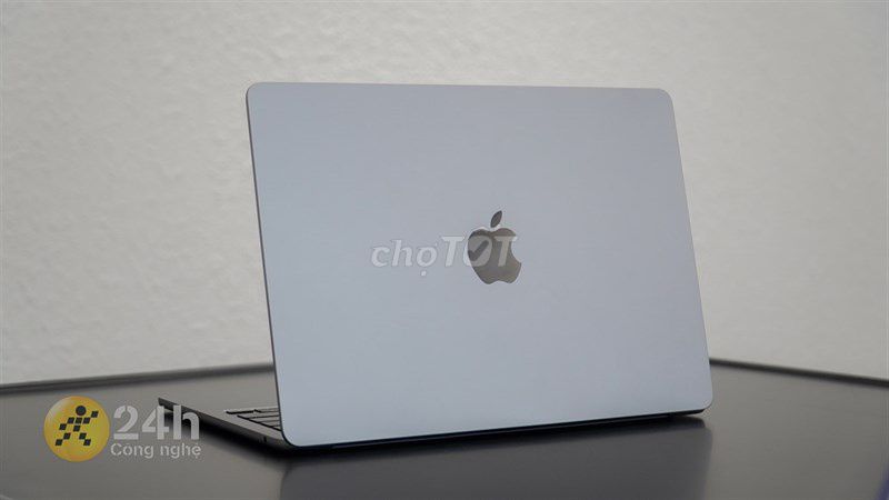 Apple MacBook Air M2 8GB/256GB Like New. Mua bán Laptop tại Quận Ninh Kiều Cần Thơ được đăng bởi hai hình 1