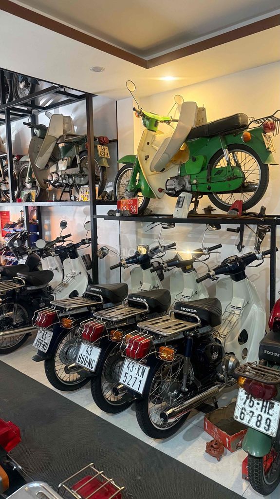 Японский мотоцикл Honda Cub 50cc