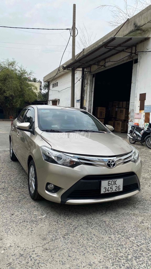 Toyota Vios 2015 G - 100000 km