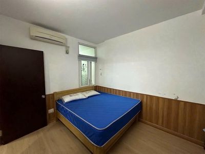 Rent · 2 bd · 72 м² · Quận 4, ул. Bến Vân Đồn