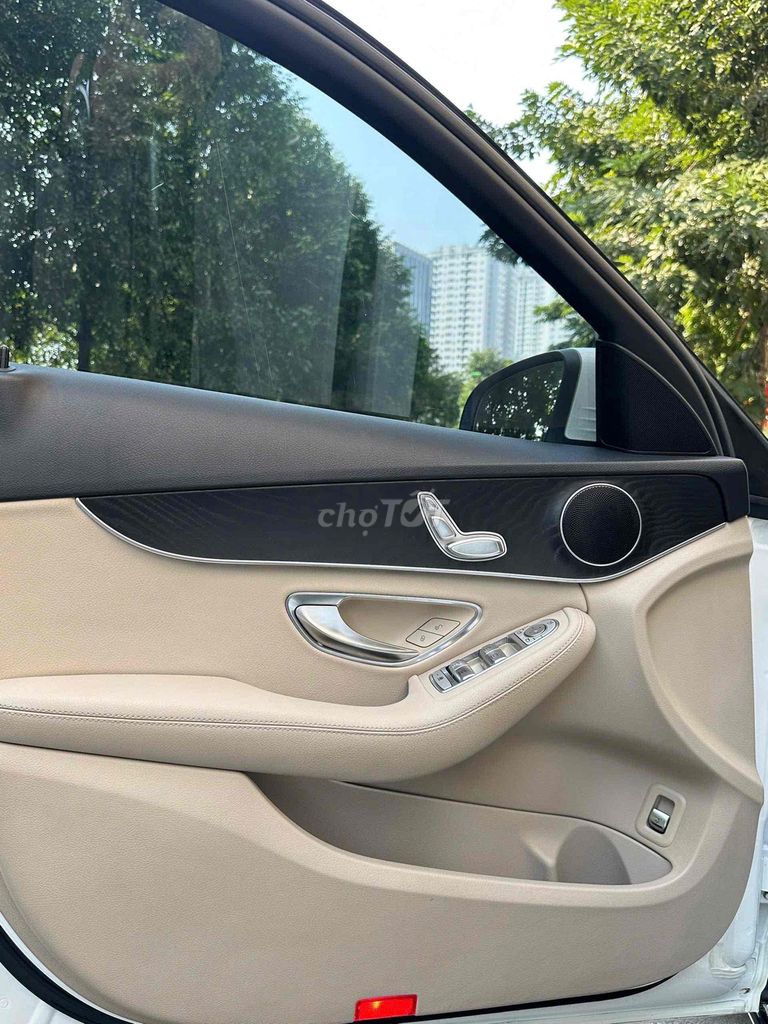 Mercedes-Benz C200 2016 Trắng 90000 km. Mua bán Ô tô tại Quận Cầu Giấy Hà Nội được đăng bởi Cao Quý hình 7